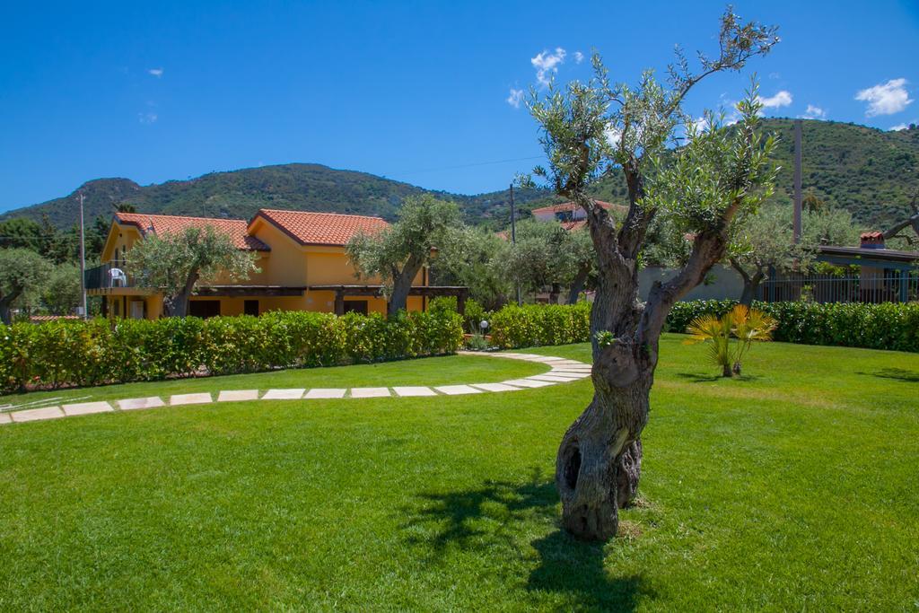 Baia Degli Ulivi Apartments Cefalu Exterior photo
