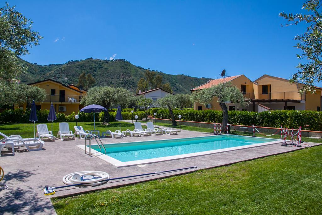 Baia Degli Ulivi Apartments Cefalu Exterior photo