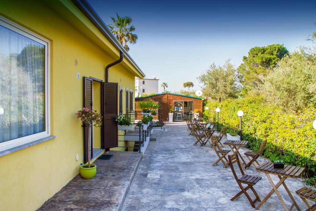 Baia Degli Ulivi Apartments Cefalu Exterior photo