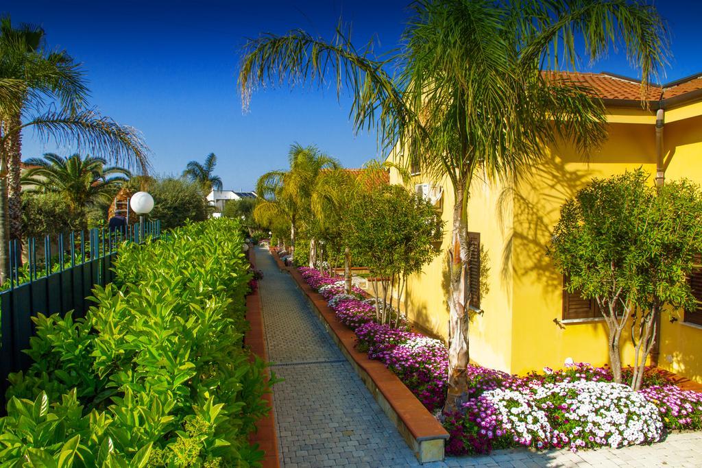 Baia Degli Ulivi Apartments Cefalu Exterior photo